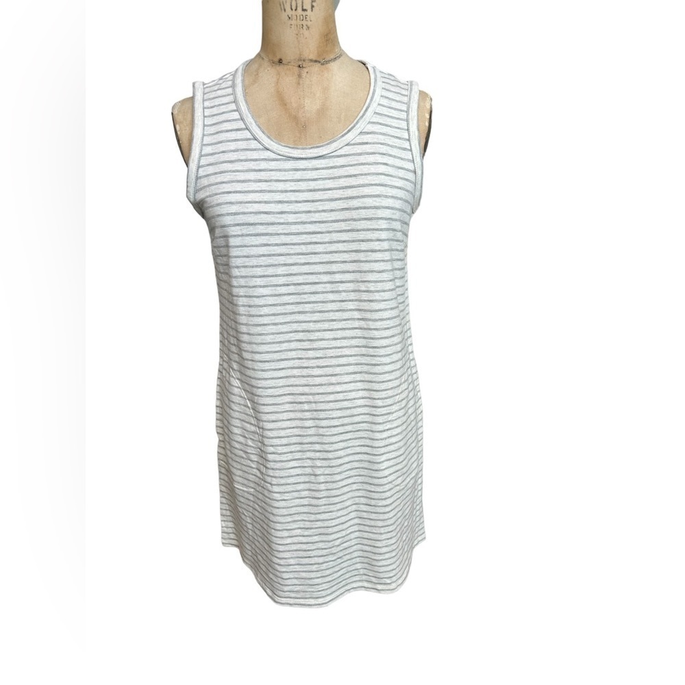 3/$20 bundle 32 degrees cool dress cover up size S gray and white stripe 1109220